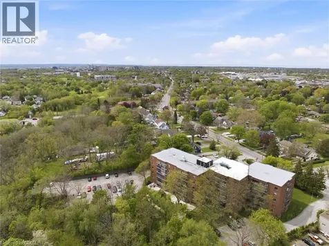 392 Queenston Street St. Catharines ON L2P 2X9