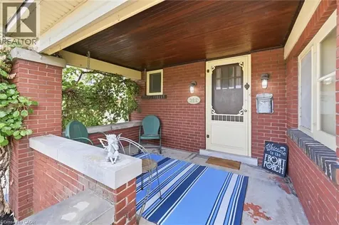 392 Queenston Street St. Catharines ON L2P 2X9