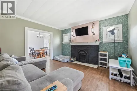 392 Queenston Street St. Catharines ON L2P 2X9