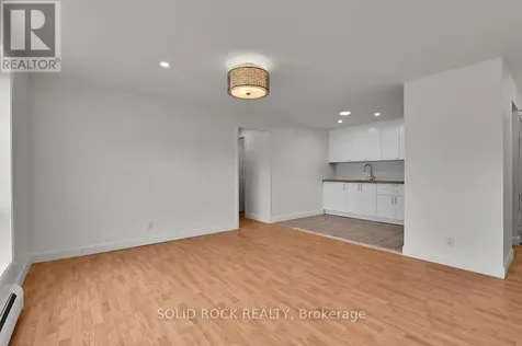 896 Elmsmere Drive Ottawa ON K1J 7T6