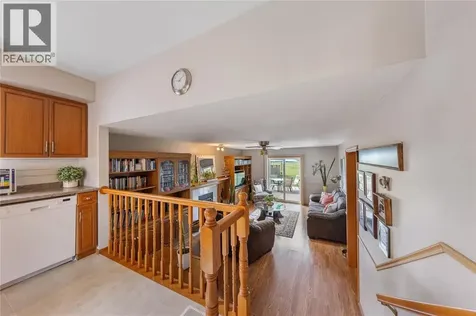 315 Oaklea Court Sarnia ON N7S 5Y9