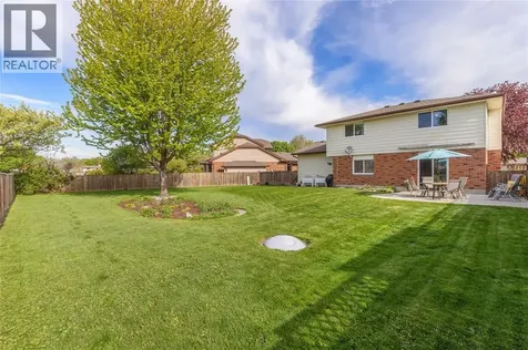 315 Oaklea Court Sarnia ON N7S 5Y9
