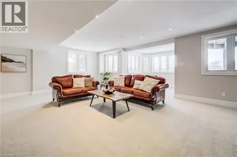 38 Deer Ridge Crescent Kitchener ON N2P 2L3
