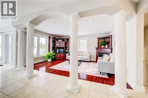 38 Deer Ridge Crescent Kitchener ON N2P 2L3