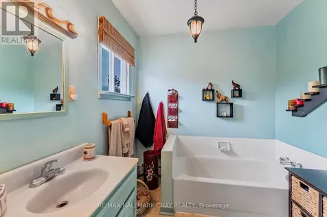 2617 Leonard Street Innisfil ON L9S 3V3