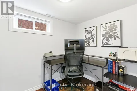 52 Avondale Avenue Stratford ON N5A 6M4