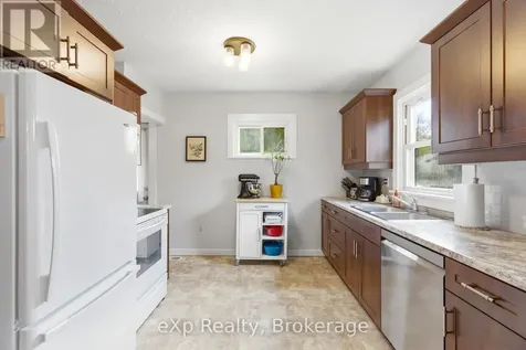 52 Avondale Avenue Stratford ON N5A 6M4