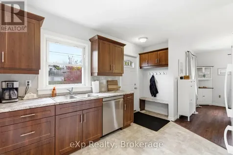 52 Avondale Avenue Stratford ON N5A 6M4