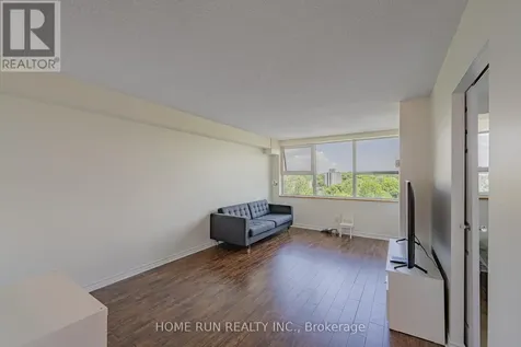555 Brittany Drive Ottawa ON K1K 4C5