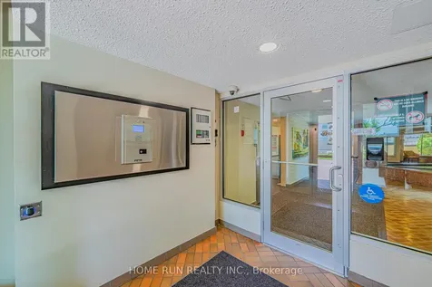 555 Brittany Drive Ottawa ON K1K 4C5