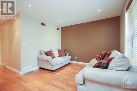736 Cooper Street West Ottawa ON K1R 5J6