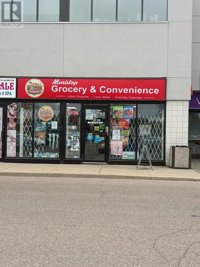 1120 Victoria Street North Kitchener ON N2B 3T2