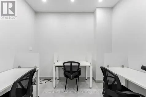 233 Speers Road Oakville (qe Queen Elizabeth) ON L6K 0J5