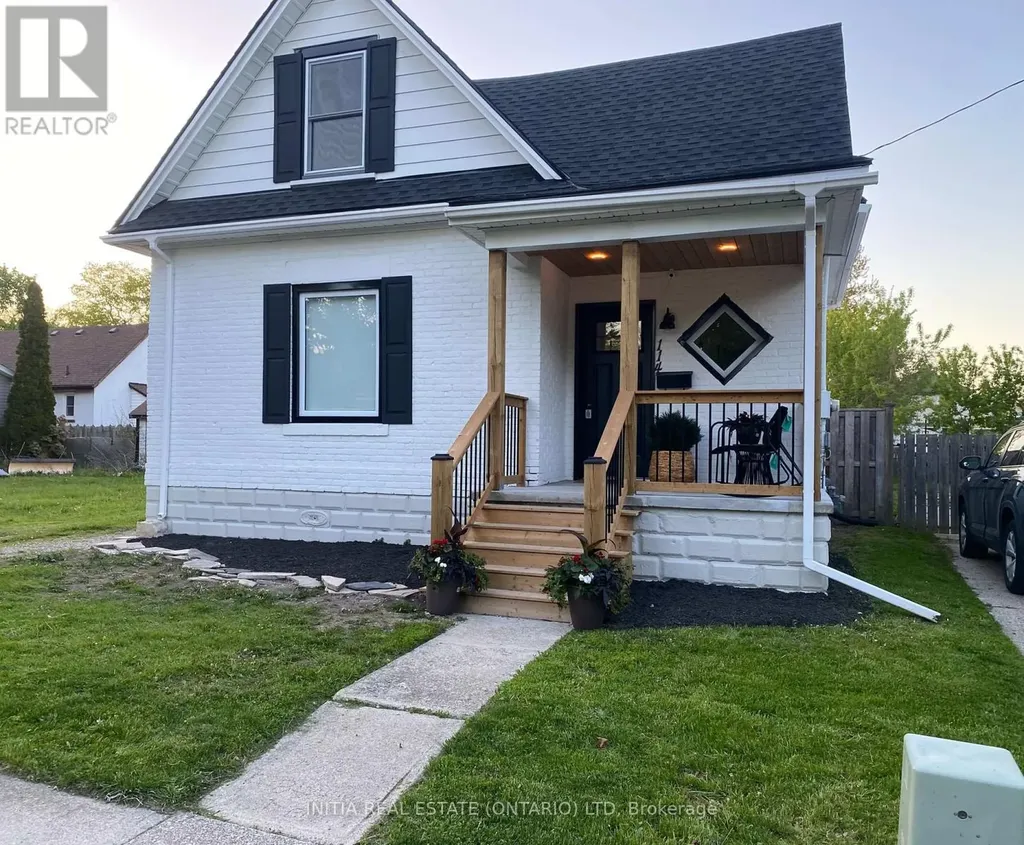 114 Ann Street Sarnia ON N7T 2E7
