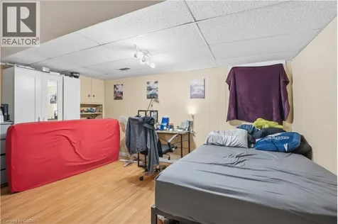 139 Dalewood Avenue Hamilton ON L8S 1Z3