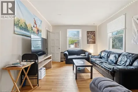 139 Dalewood Avenue Hamilton ON L8S 1Z3