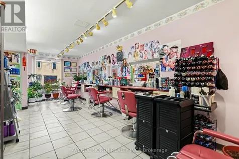 367 Booth Street Ottawa ON K1R 7K1