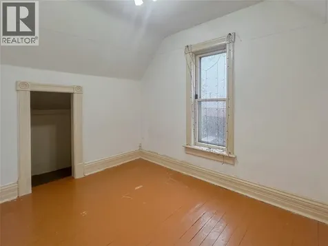 305 St Clair Street Chatham ON N7L 3J8