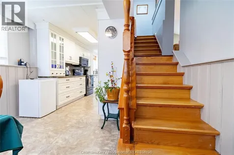 32 Maple Street Chatham ON N7L 2E6