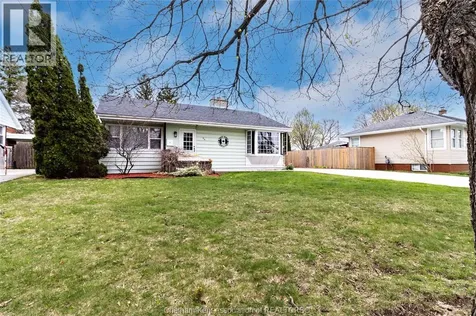 32 Maple Street Chatham ON N7L 2E6