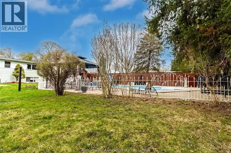 32 Maple Street Chatham ON N7L 2E6