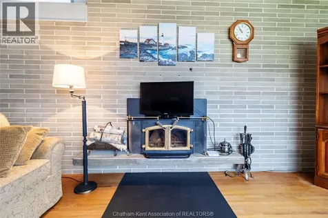 32 Maple Street Chatham ON N7L 2E6