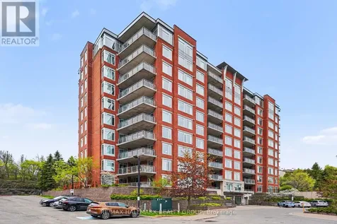 136 Darlington Private Ottawa ON K1V 0X6