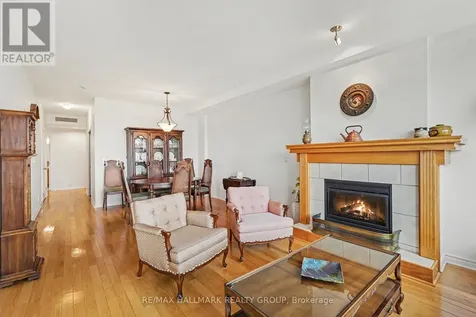 136 Darlington Private Ottawa ON K1V 0X6
