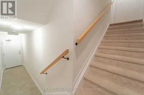 1136 Creekway Private Ottawa ON K2T 0S9