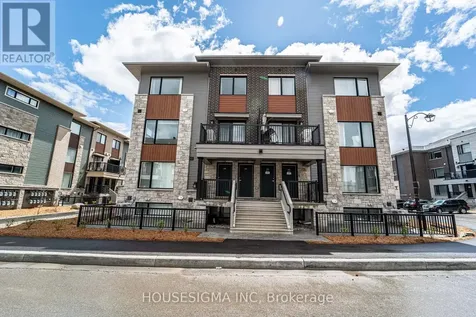 1136 Creekway Private Ottawa ON K2T 0S9