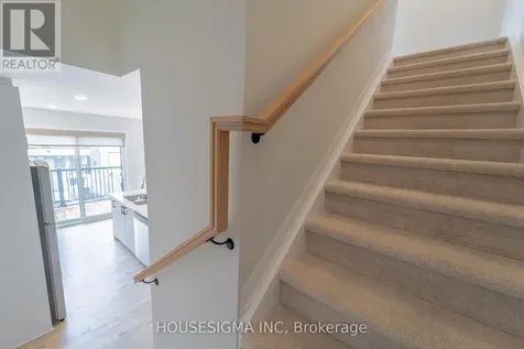 1136 Creekway Private Ottawa ON K2T 0S9