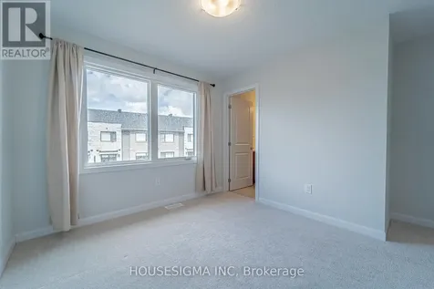 1136 Creekway Private Ottawa ON K2T 0S9