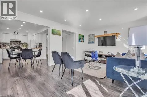 425 Erinbrook Drive Kitchener ON N2E 3S4