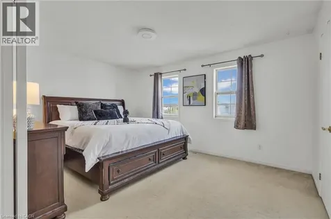 425 Erinbrook Drive Kitchener ON N2E 3S4