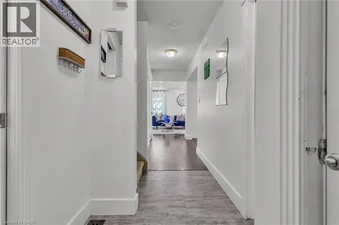 425 Erinbrook Drive Kitchener ON N2E 3S4