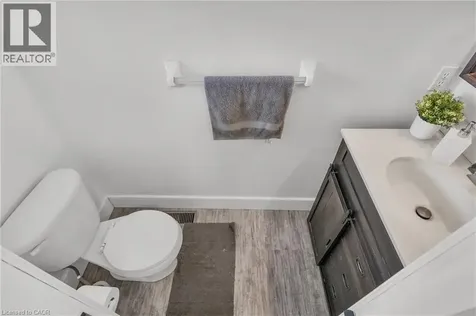 425 Erinbrook Drive Kitchener ON N2E 3S4