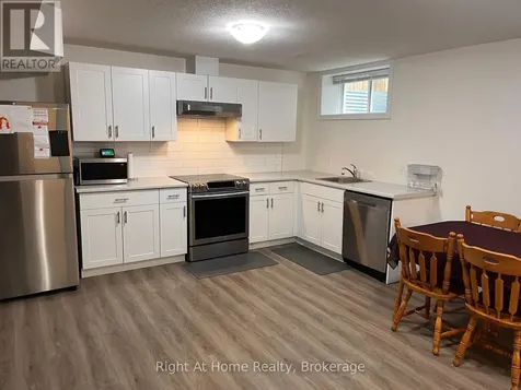 222 Ladyslipper Drive Waterloo ON N2V 0E2