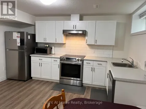222 Ladyslipper Drive Waterloo ON N2V 0E2