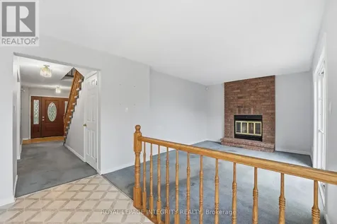 2133 Lenester Avenue Ottawa ON K2A 4A9