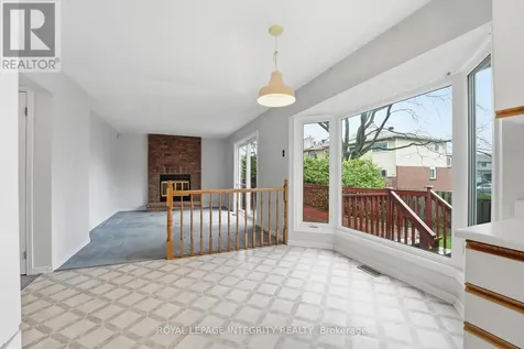 2133 Lenester Avenue Ottawa ON K2A 4A9