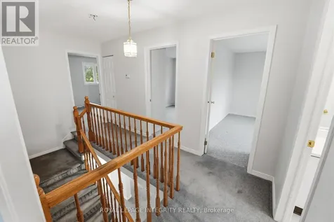 2133 Lenester Avenue Ottawa ON K2A 4A9