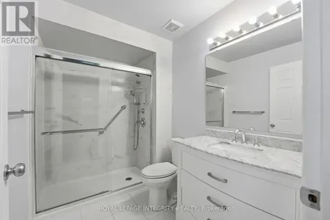 2133 Lenester Avenue Ottawa ON K2A 4A9