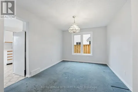 2133 Lenester Avenue Ottawa ON K2A 4A9