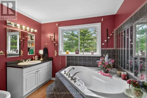2526 Sheffield Long Lake Stone Mills ON K0K 1W0
