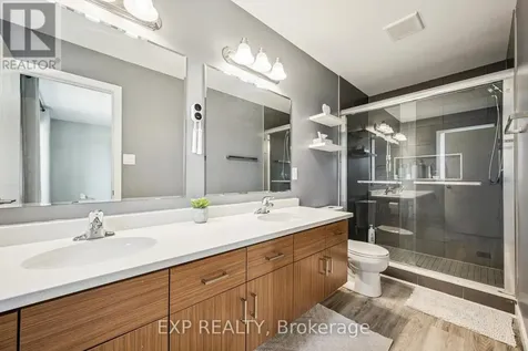 907 Robert Ferrie Drive Kitchener ON N2R 0P2