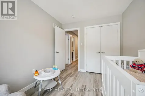 907 Robert Ferrie Drive Kitchener ON N2R 0P2