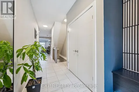 907 Robert Ferrie Drive Kitchener ON N2R 0P2