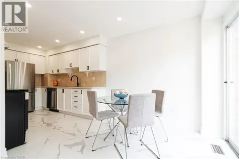 1114 Lindsay Drive Oakville ON L6M 3B4