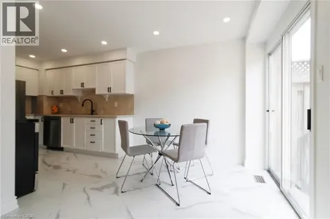 1114 Lindsay Drive Oakville ON L6M 3B4