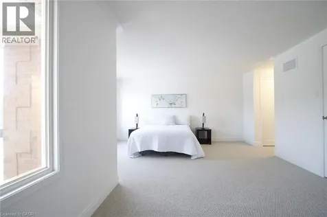 1114 Lindsay Drive Oakville ON L6M 3B4